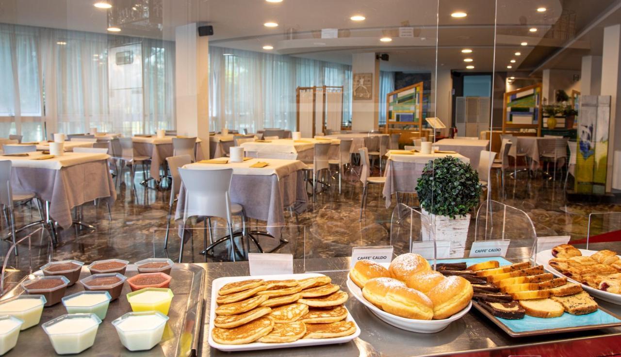 Hotel Nember Lido di Jesolo Zewnętrze zdjęcie