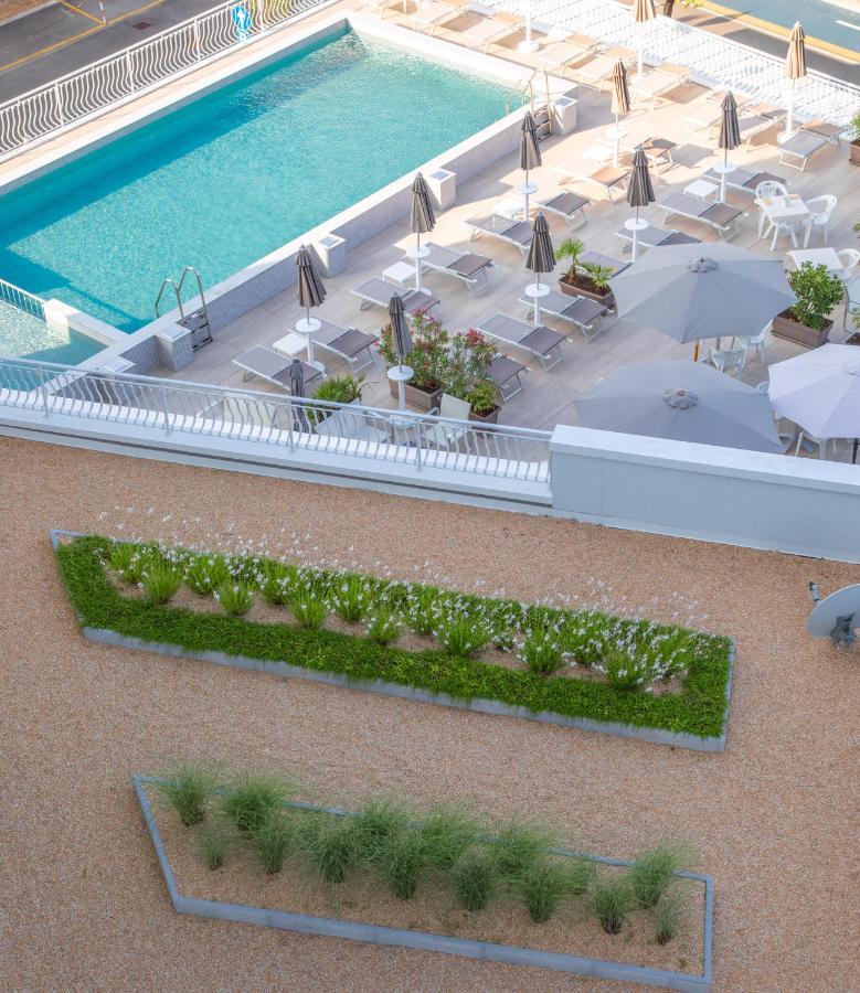 Hotel Nember Lido di Jesolo Zewnętrze zdjęcie