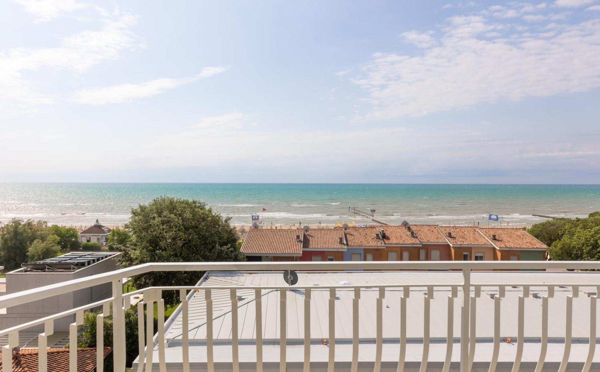 Hotel Nember Lido di Jesolo Zewnętrze zdjęcie
