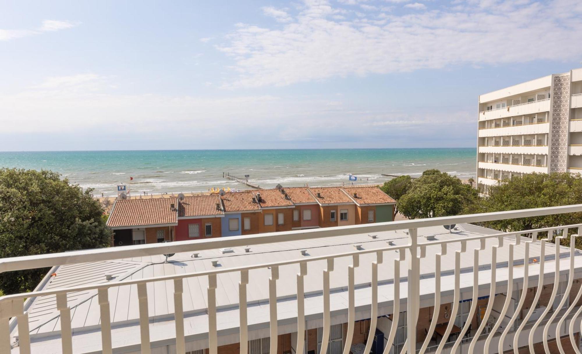 Hotel Nember Lido di Jesolo Zewnętrze zdjęcie