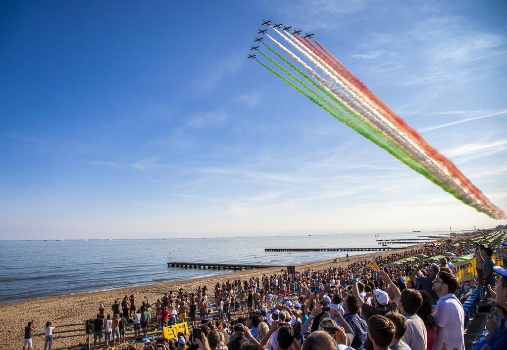 Hotel Nember Lido di Jesolo Zewnętrze zdjęcie