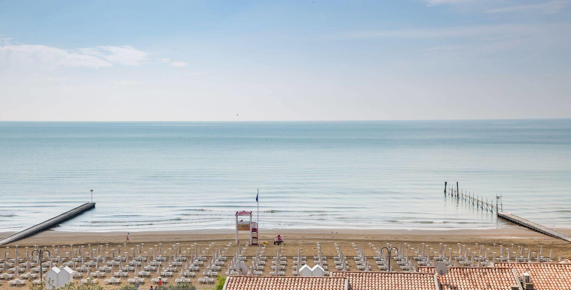 Hotel Nember Lido di Jesolo Zewnętrze zdjęcie